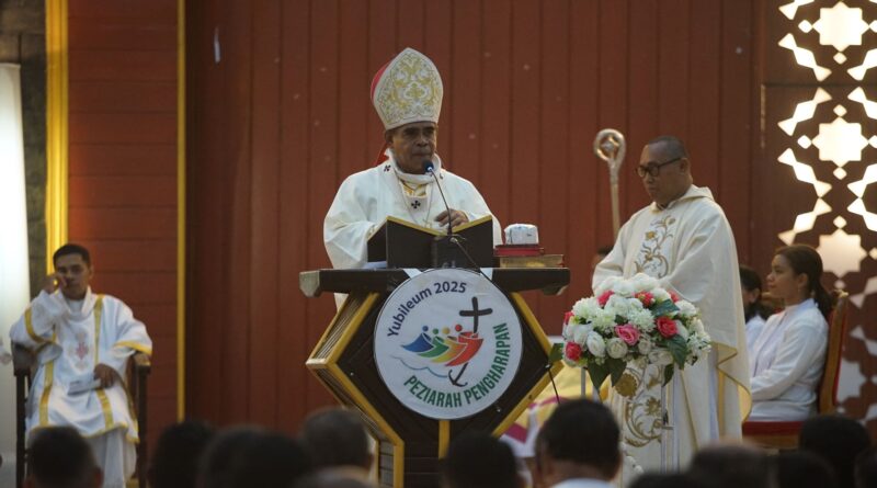 ALLAH HADIR UNTUK MENYELAMATKAN KELUARGA