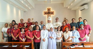 Rampungkan Penyusunan Bahan BKSN 2026, Tim Delkit Regio Nusra Mendapat Apresiasi dari Uskup Denpasar